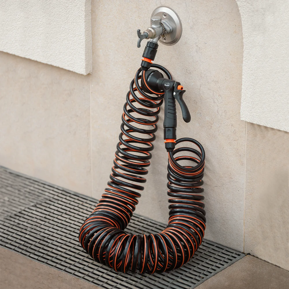10 Metre Spiral Hose with Multi-Function Sprayer Set - Image 3