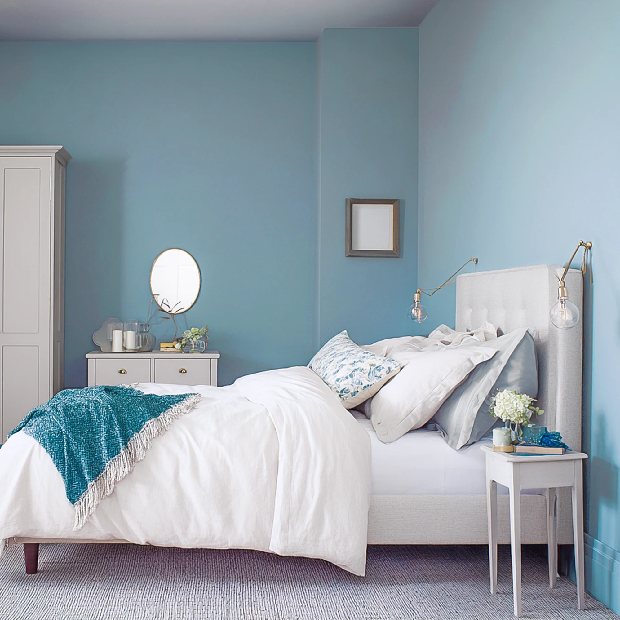 Little Knights - Beach Hut Turquoise Blue - Matte/Eggshell/Silk/Satin/Gloss Interior Paint - Image 2