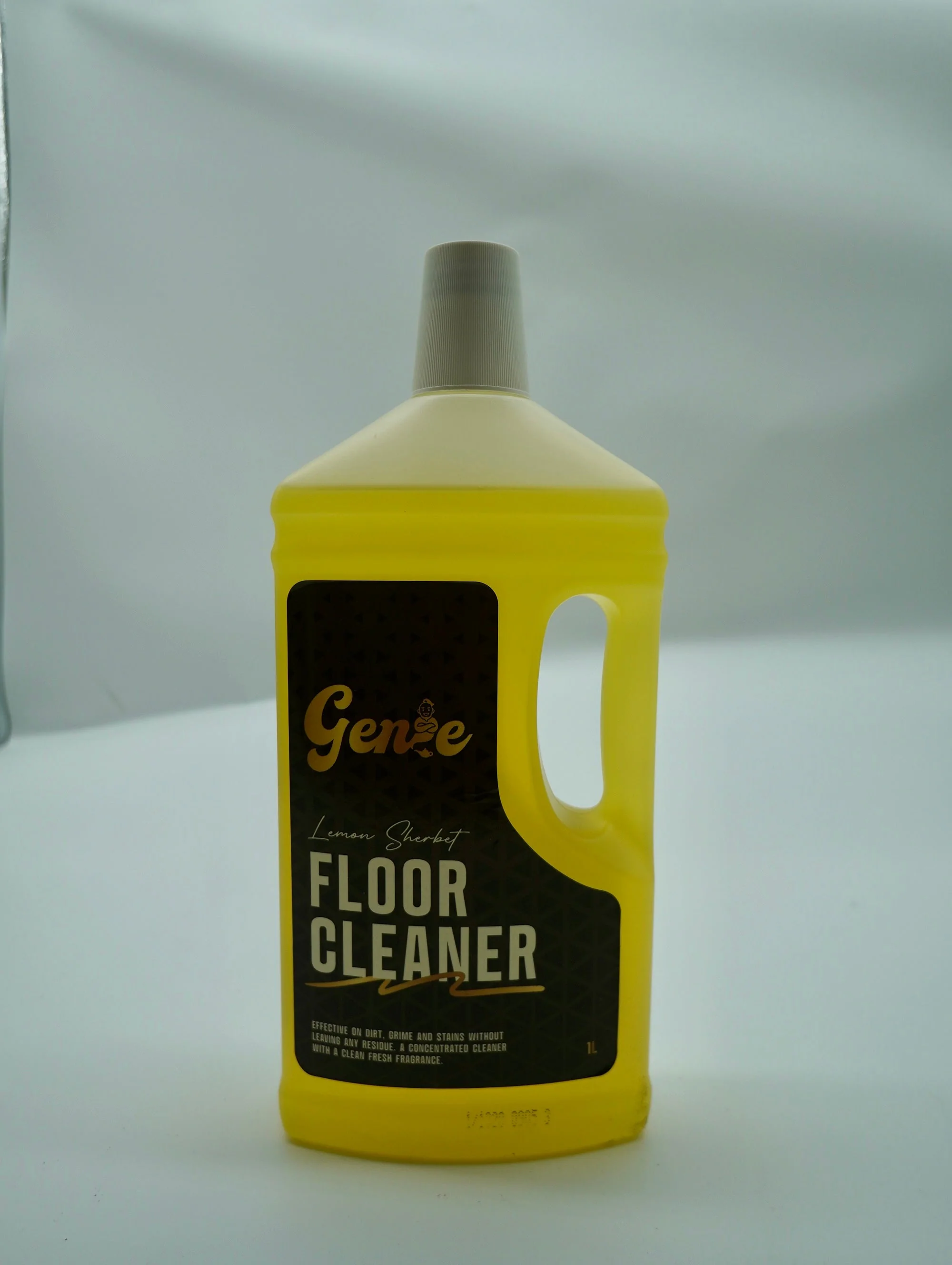 Genie Floor Cleaner Concentrate – Breathe Of Fresh Air - 1L - Image 4