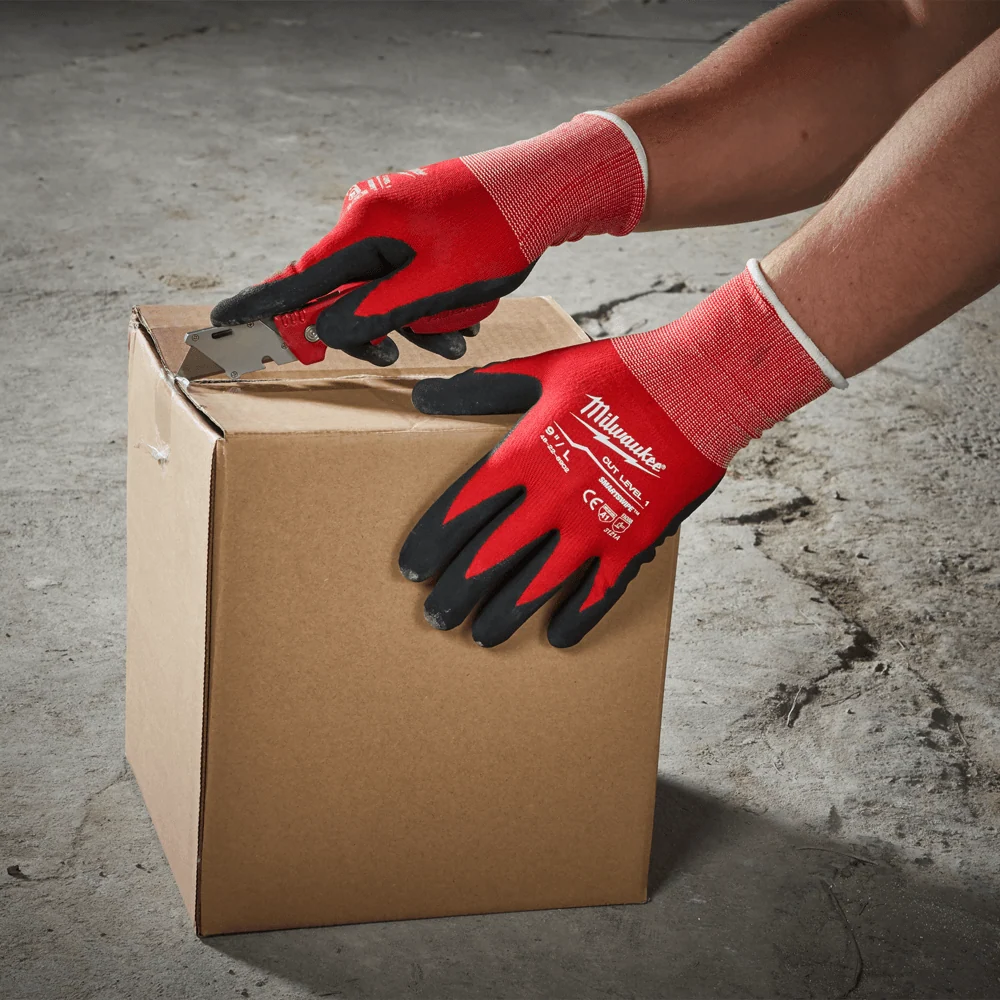 Milwaukee Cut Level 1 / A Smart Swipe Gloves - Image 3