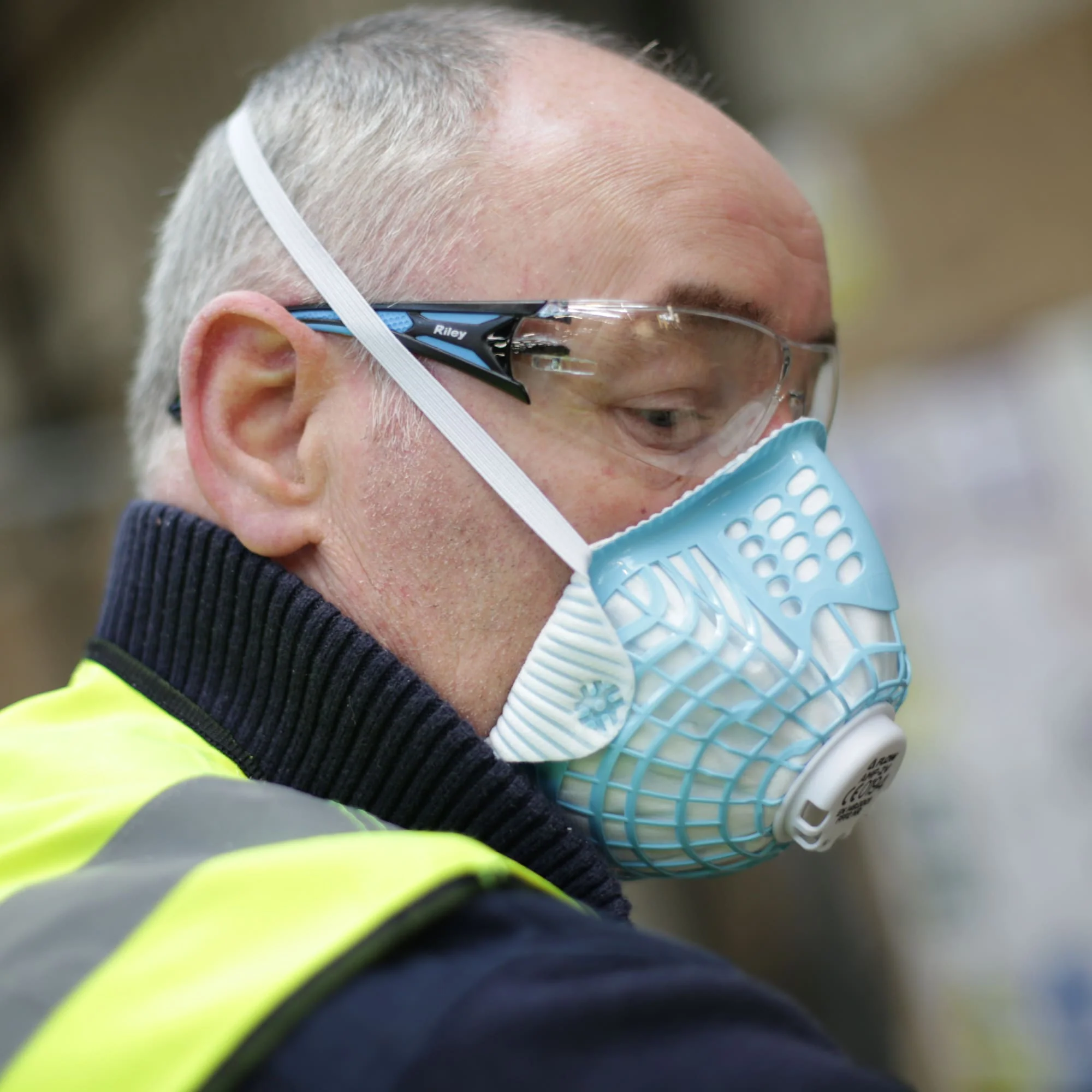 SKYTEC Flow AMF-2V FFP2 Premium Moulded Valved Disposable Cup Shape Respirator Face Dust Mask (PACK of 10) - Image 5