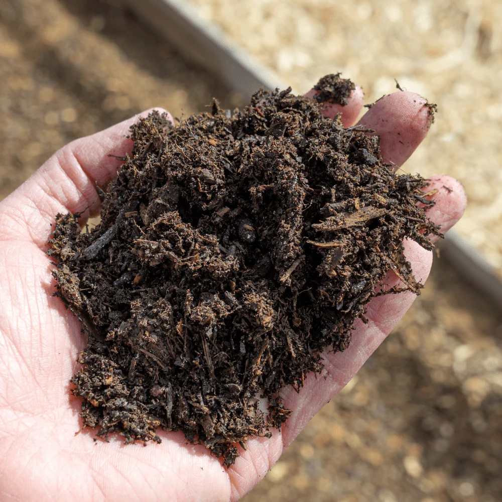 Wintermix Compost Garden Mulch - Image 4